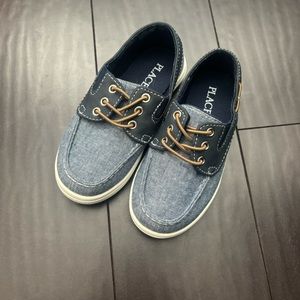 The Children’s Place navy boat shoes size 9